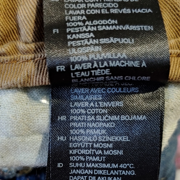 L.O.G.G. H&M DISTRESSED BUTTON FLY JEAN SHORTS - Picture 3 of 13